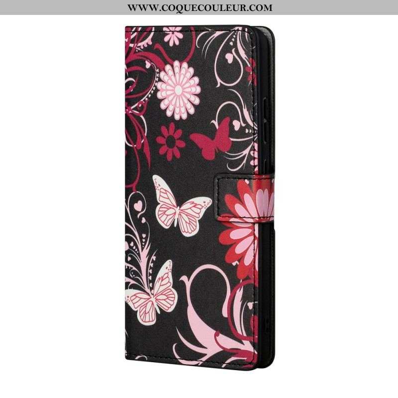 Housse Samsung Galaxy S22 Plus 5G Papillons et Fleurs